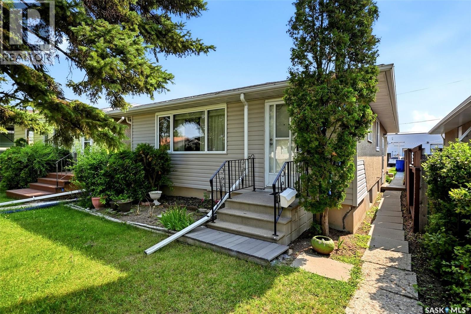 273 Angus STREET, Regina, Saskatchewan