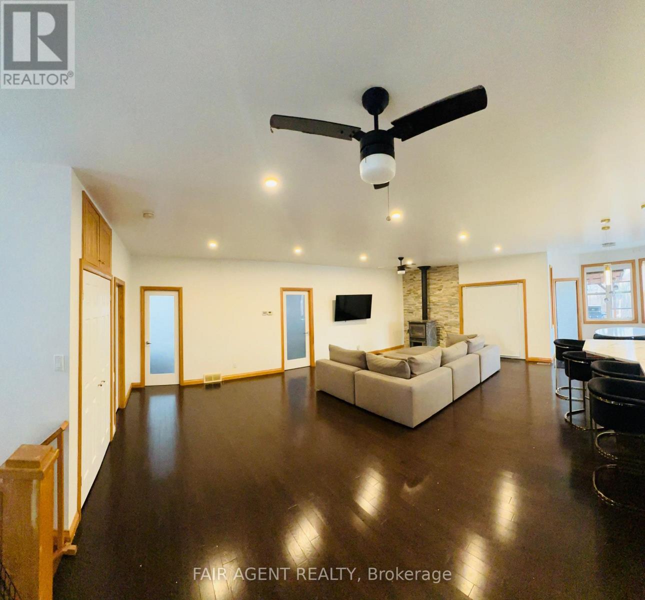 56091 Maple Grove Line, Bayham, Ontario  N0J 1H0 - Photo 5 - X13715106