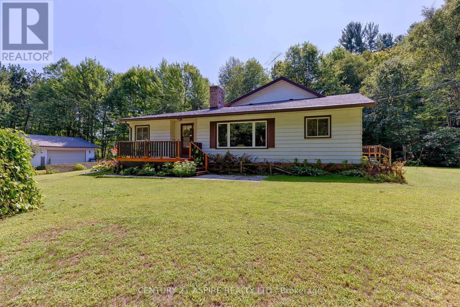 86 Sack Road, Petawawa, Ontario