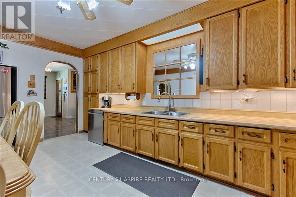 86 Sack Road, Petawawa, Ontario  K8H 2W8 - Photo 12 - X13715056