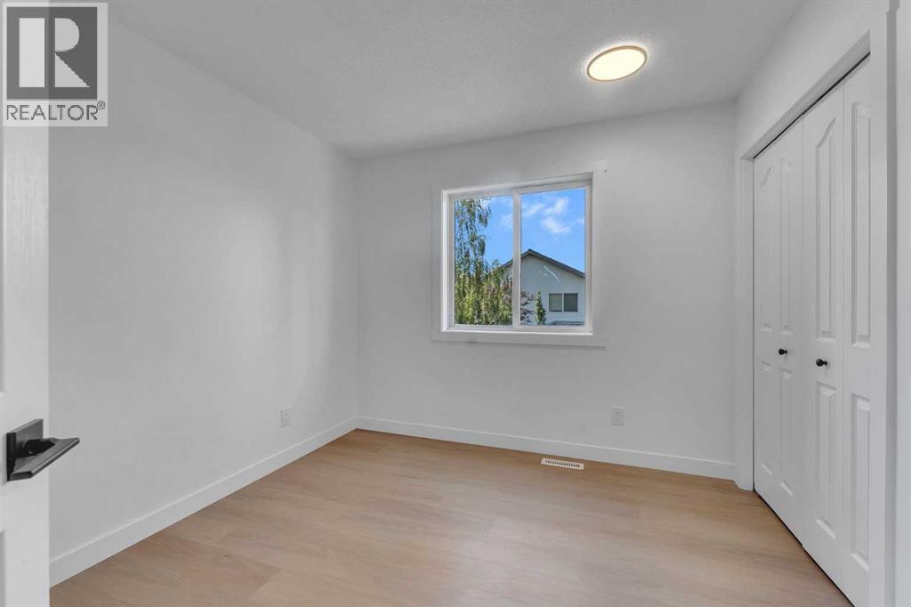 29 Douglas Glen Crescent Se, Calgary, Alberta  T2Z 3M6 - Photo 21 - A2335478