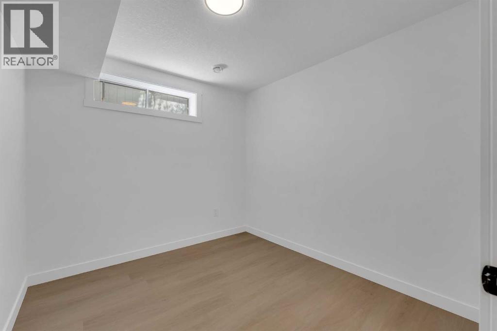 29 Douglas Glen Crescent Se, Calgary, Alberta  T2Z 3M6 - Photo 31 - A2335478