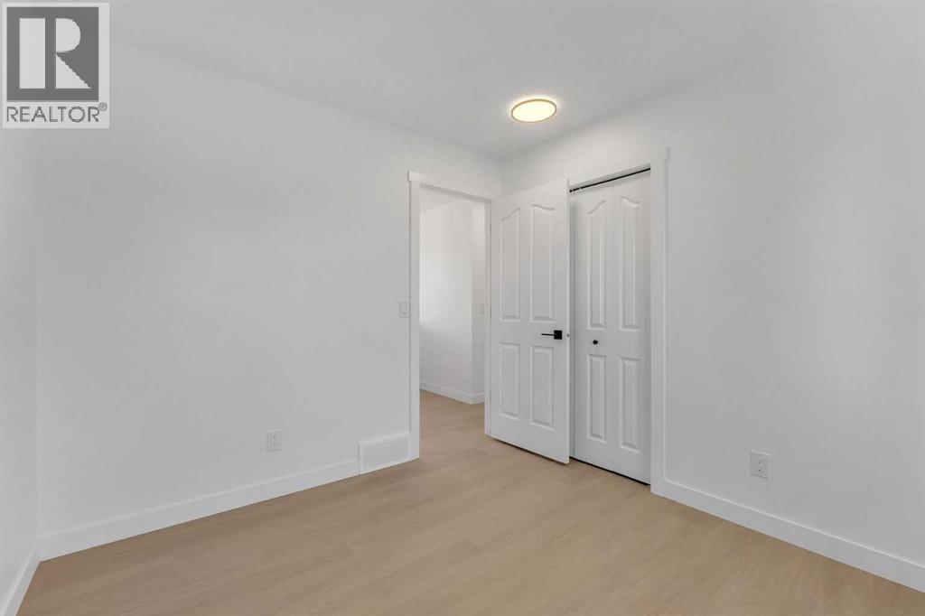 29 Douglas Glen Crescent Se, Calgary, Alberta  T2Z 3M6 - Photo 25 - A2335478