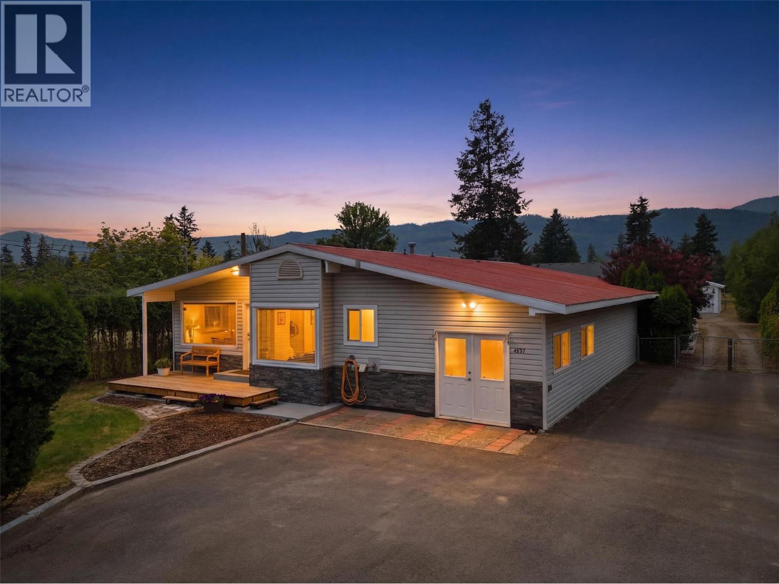 4837 DUNN LAKE Road, Barriere, British Columbia