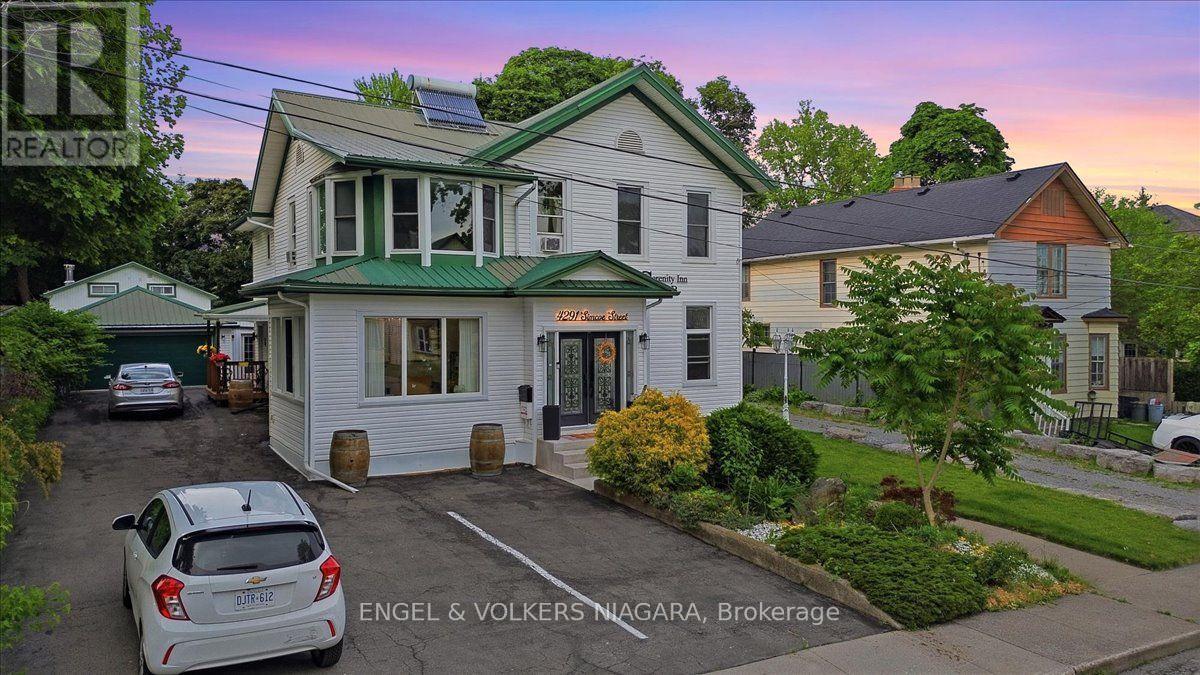 4291 SIMCOE STREET, Niagara Falls, Ontario