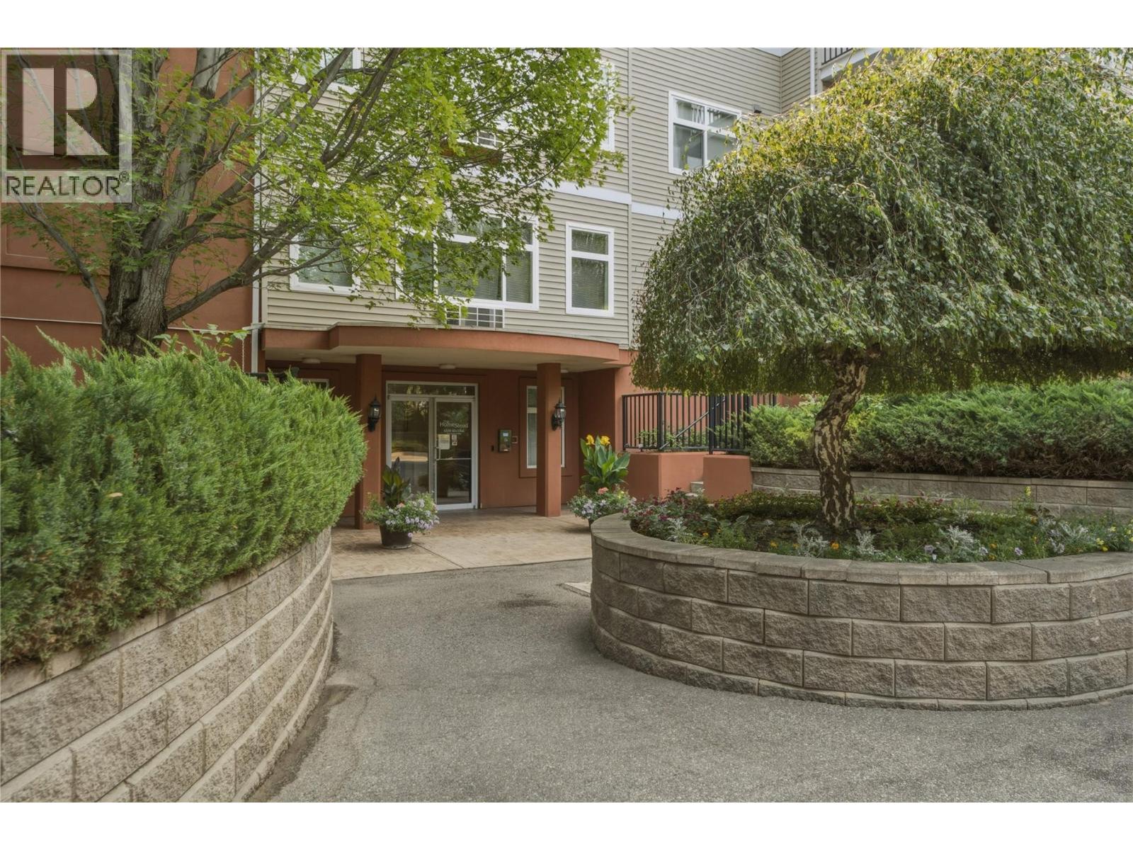 1235 Klo Road Unit# 107, Kelowna, British Columbia  V1W 3N7 - Photo 2 - 10398813