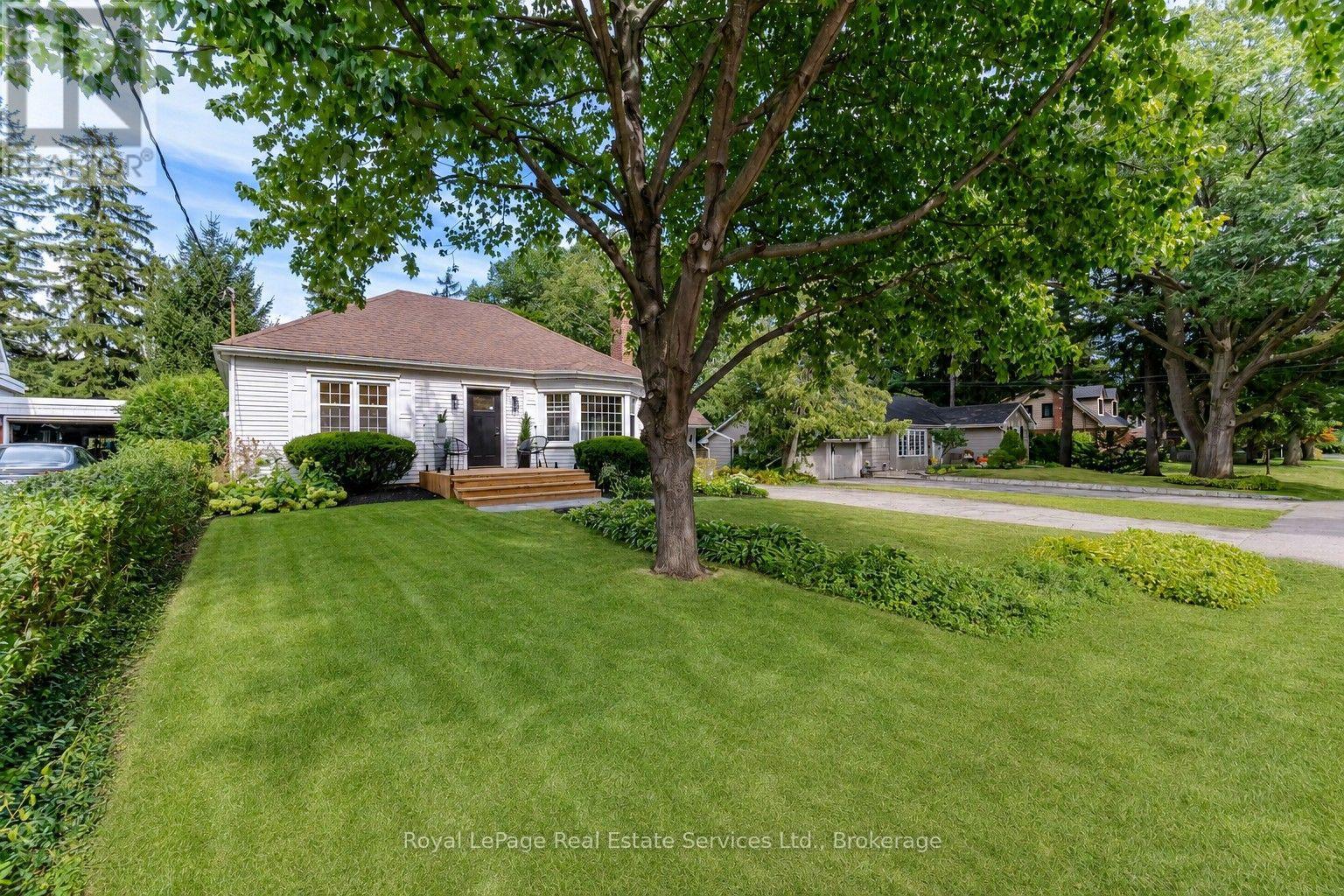 947 Glenwood Avenue, Burlington, Ontario  L7T 2K1 - Photo 2 - W13715098