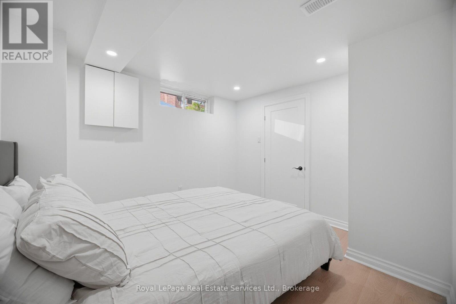 947 Glenwood Avenue, Burlington, Ontario  L7T 2K1 - Photo 32 - W13715098