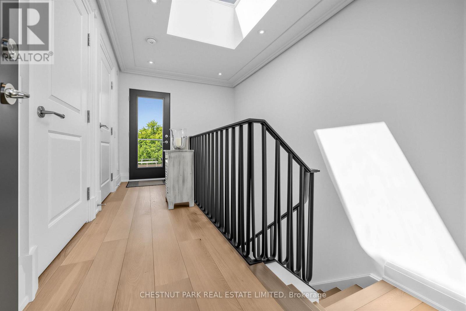 29 Oaklands Avenue, Toronto, Ontario  M4V 0A9 - Photo 28 - C13715072