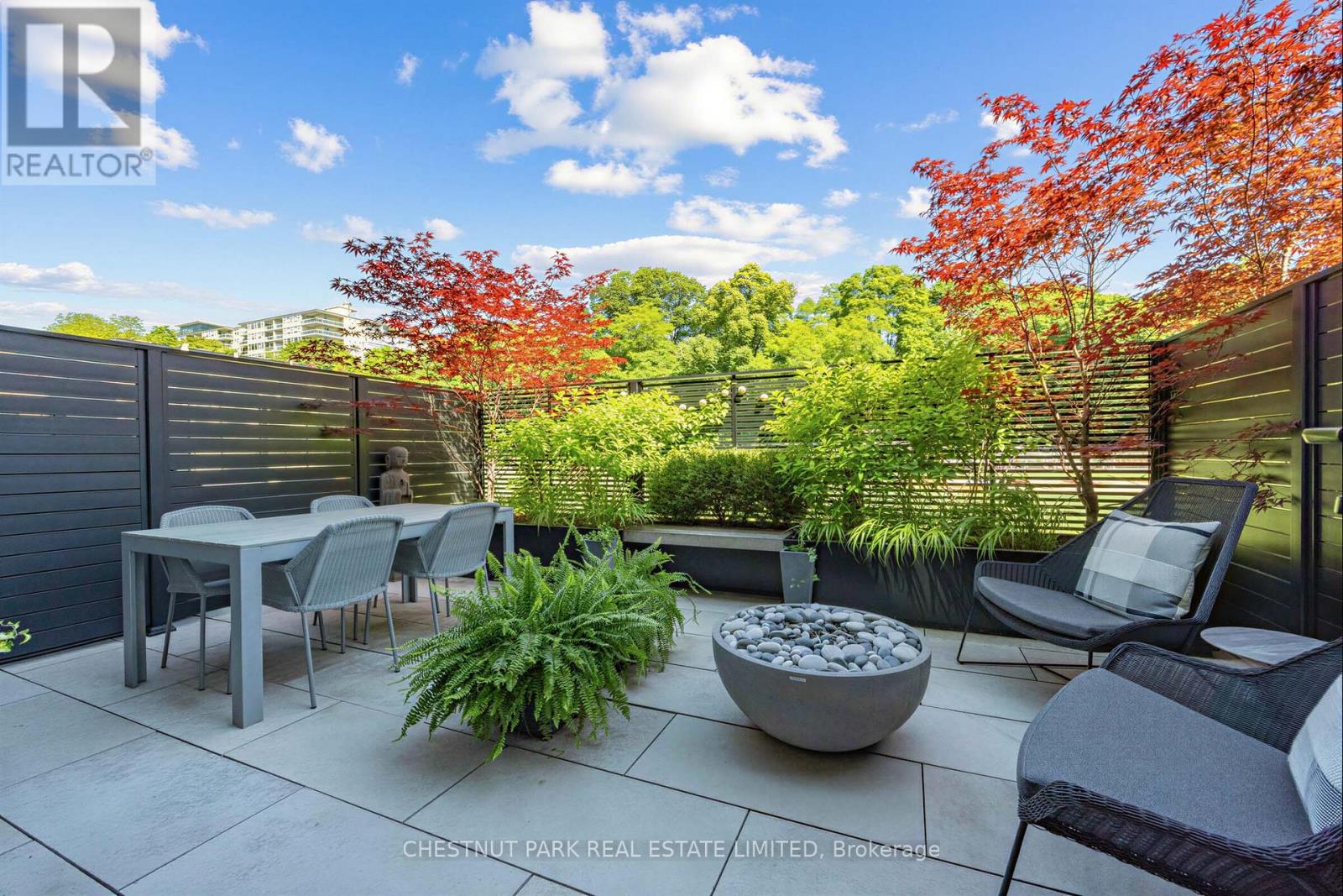 29 Oaklands Avenue, Toronto, Ontario  M4V 0A9 - Photo 4 - C13715072