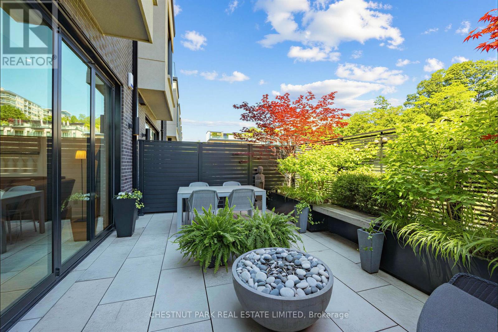 29 Oaklands Avenue, Toronto, Ontario  M4V 0A9 - Photo 5 - C13715072