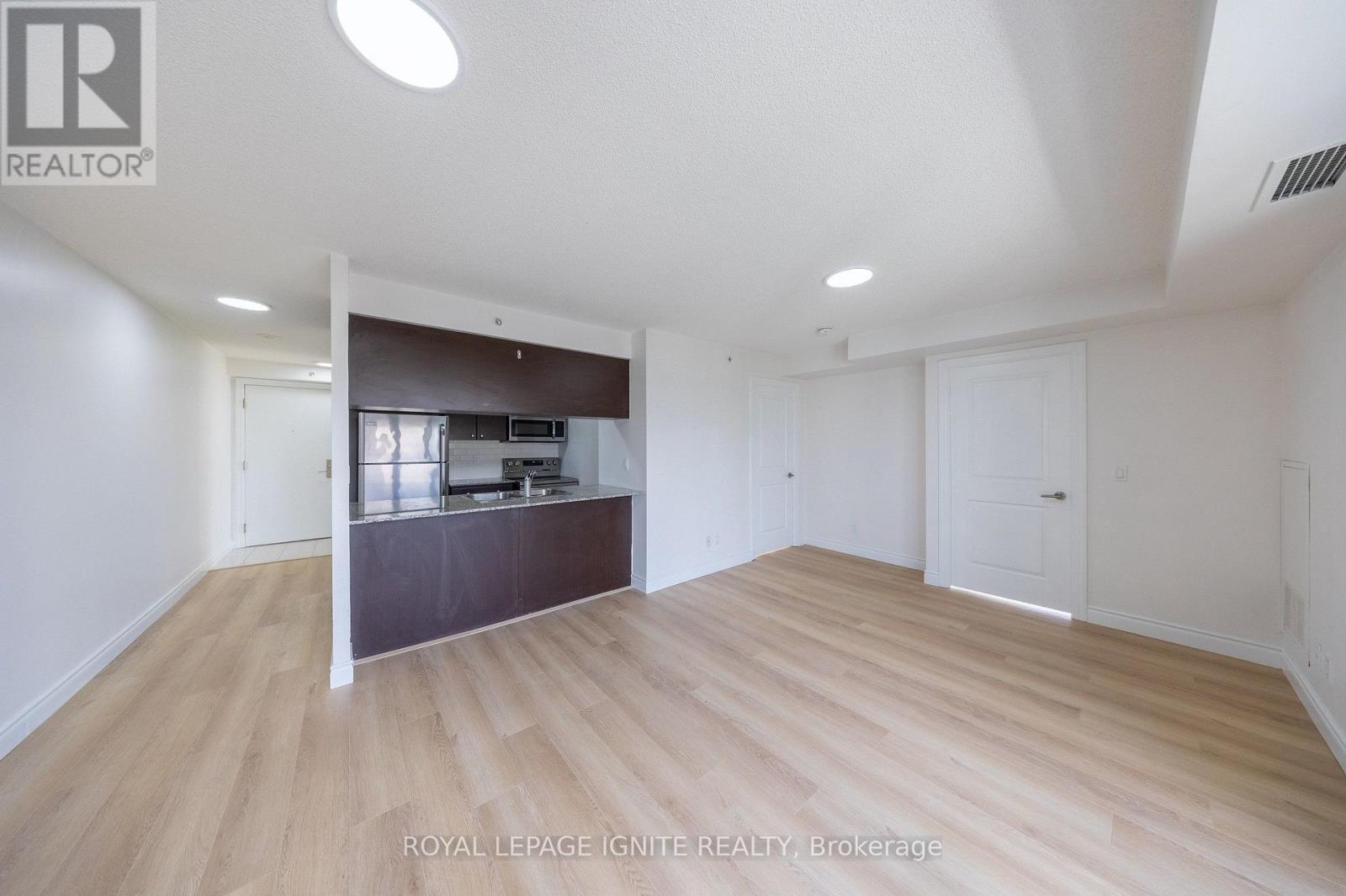 610 - 275 Yorkland Road, Toronto, Ontario  M2J 0A7 - Photo 3 - C13715076