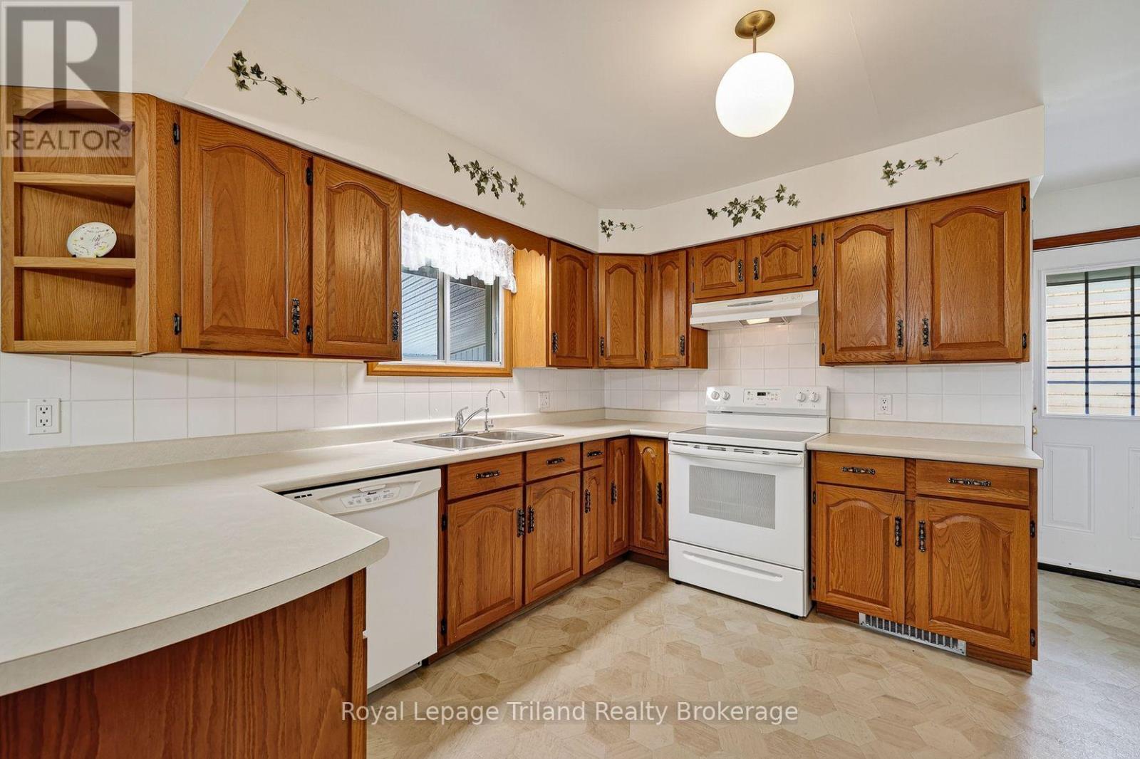 232 Washington Street, Zorra, Ontario  N0M 2M0 - Photo 17 - X13715126