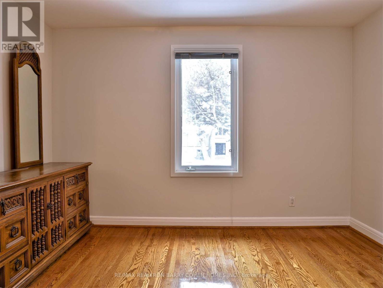 160 Owen Boulevard, Toronto, Ontario  M2P 1G7 - Photo 16 - C13715096