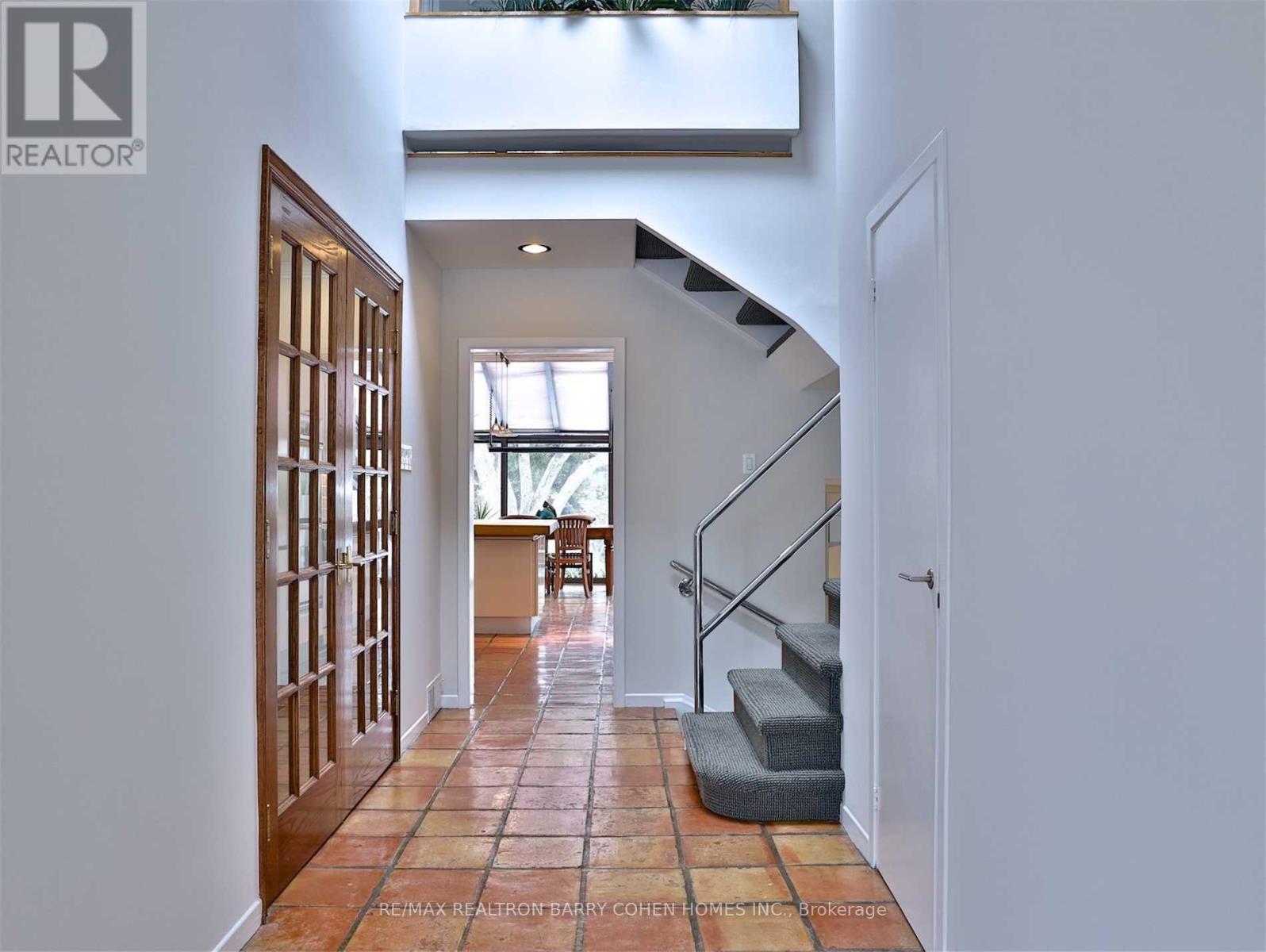 160 Owen Boulevard, Toronto, Ontario  M2P 1G7 - Photo 2 - C13715096