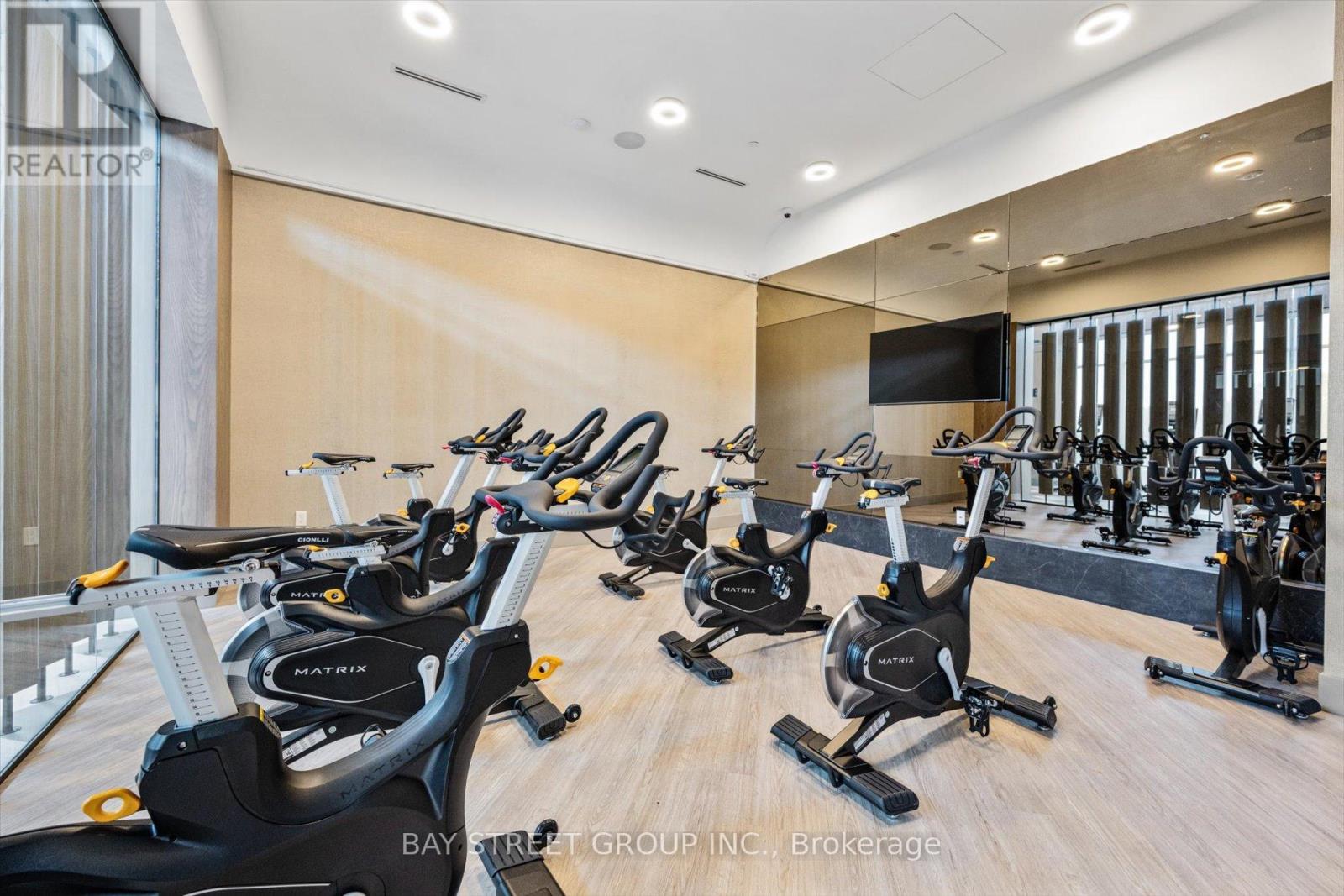 2707 - 30 Inn On The Park Drive, Toronto, Ontario  M3C 0P8 - Photo 32 - C13715114