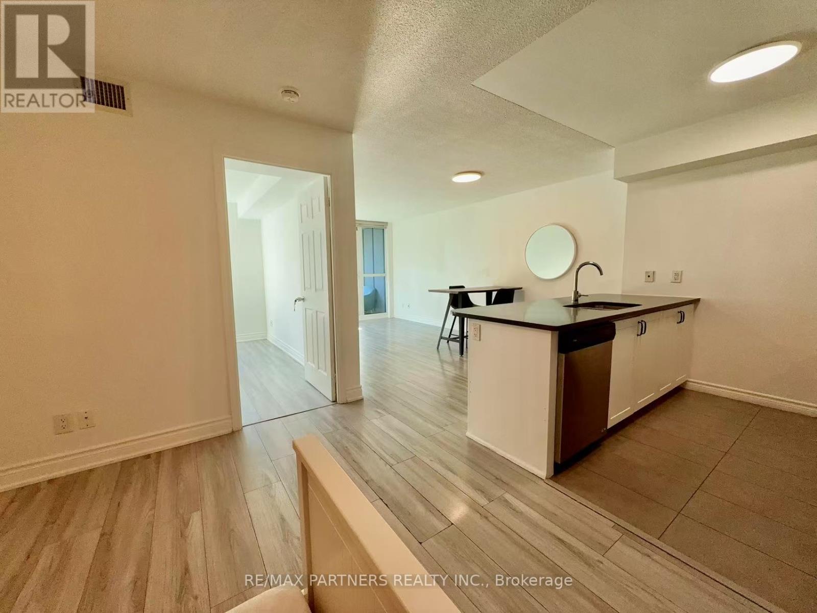 1715 - 19 Grand Trunk Crescent, Toronto, Ontario  M5J 3A3 - Photo 10 - C13715154