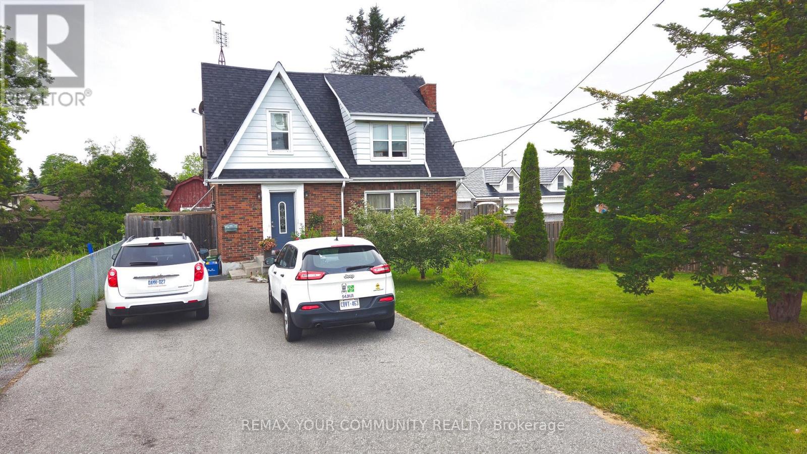 520 CROMWELL AVENUE, Oshawa, Ontario