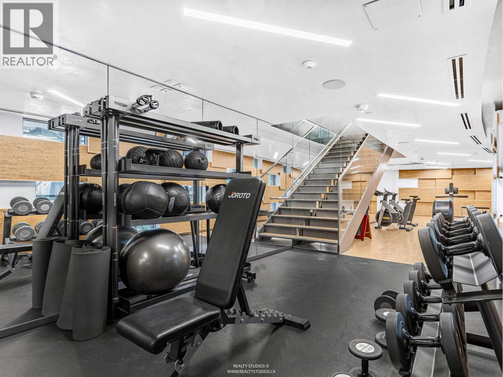 303 1568 Alberni Street, Vancouver, British Columbia V6G 0E3 - Photo 6 - R3159032