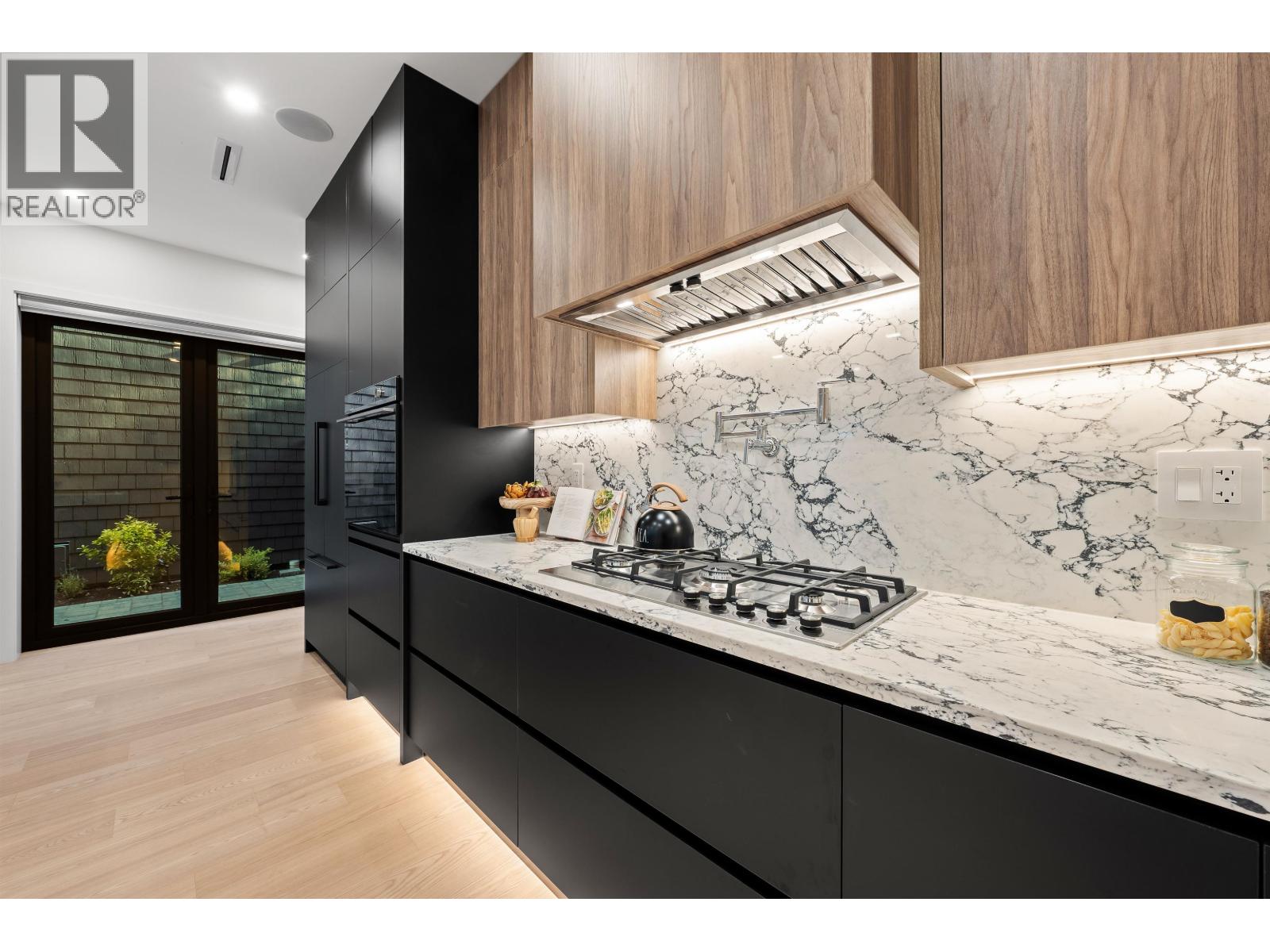 1 5034 Granville Street, Vancouver, British Columbia V6M 3B4 - Photo 13 - R3159034