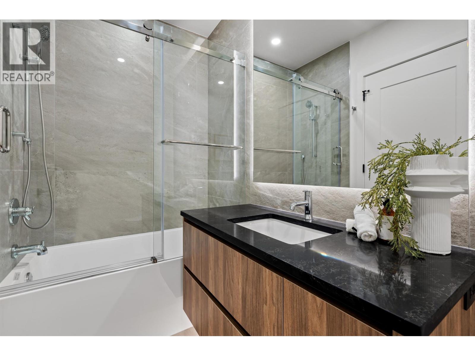 1 5034 Granville Street, Vancouver, British Columbia V6M 3B4 - Photo 19 - R3159034