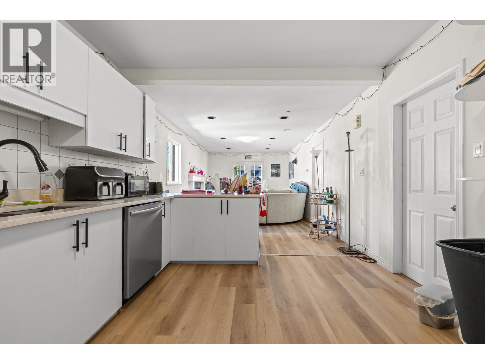 3279 W 11th Avenue, Vancouver, British Columbia  V6K 2M9 - Photo 8 - R3159087
