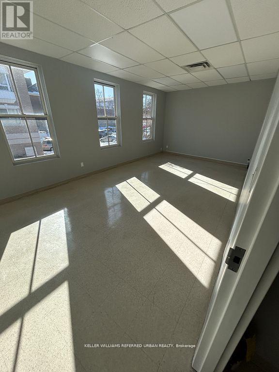 202 - 10132 Yonge Street, Richmond Hill, Ontario  L4C 1T6 - Photo 2 - N13715110