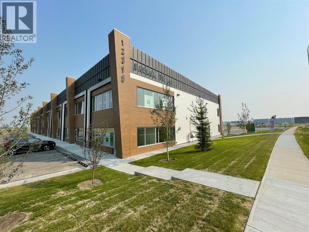 105, 12318 Barlow Trail NE, calgary, Alberta