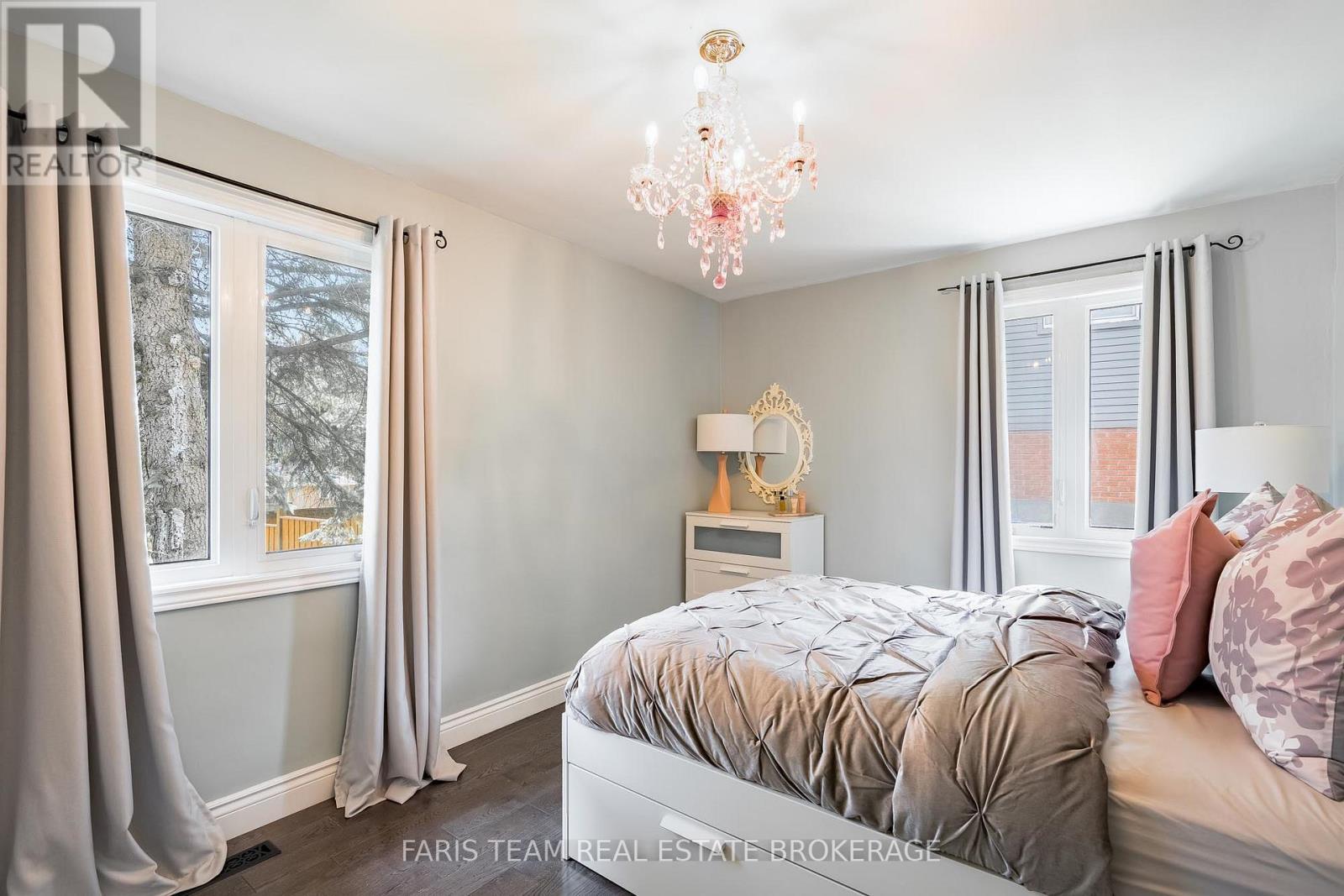 10 Karen Crescent, Orillia, Ontario  L3V 3H1 - Photo 15 - S13715082