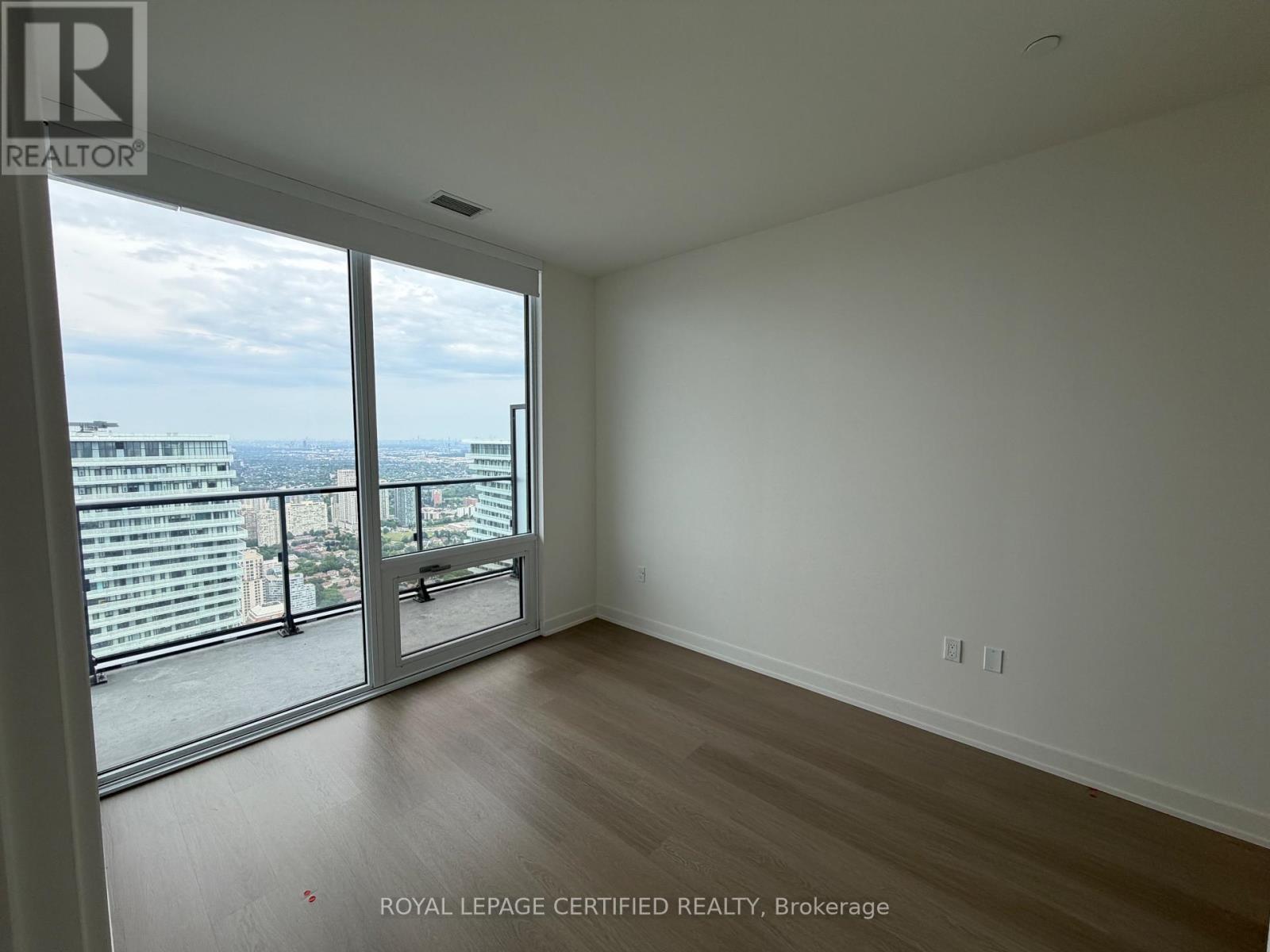 6407 - 448 Burnhamthorpe Rd W, Mississauga, Ontario  L5B 0R4 - Photo 17 - W13715062