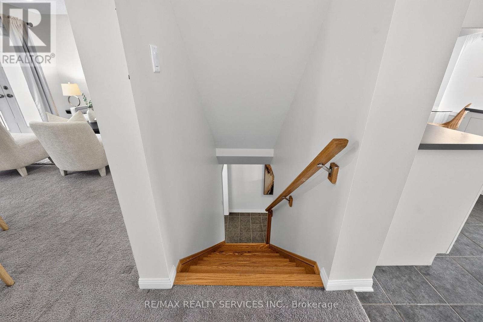 878 Jempson Path, Milton, Ontario  L9T 0Z5 - Photo 10 - W13715064