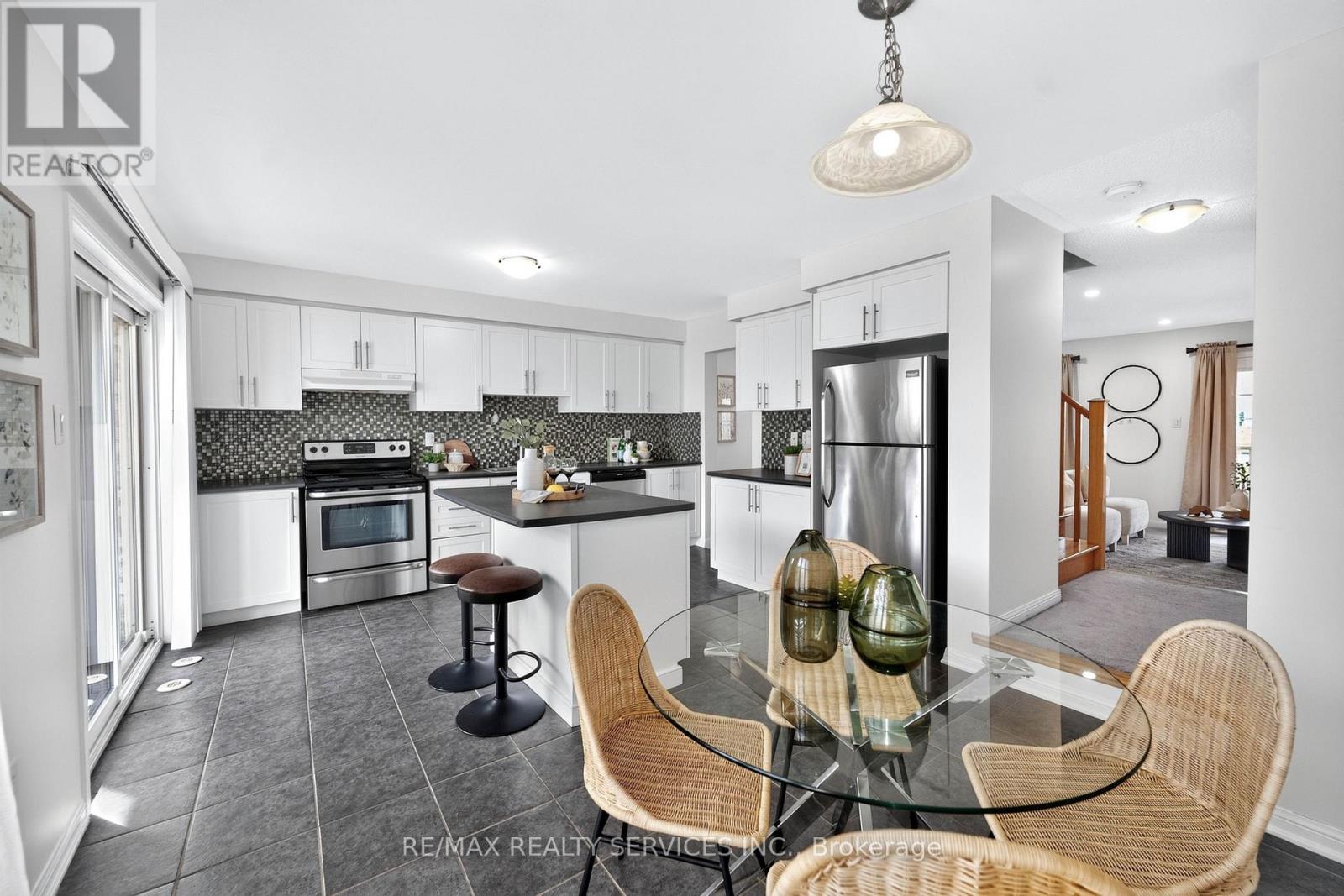 878 Jempson Path, Milton, Ontario  L9T 0Z5 - Photo 26 - W13715064
