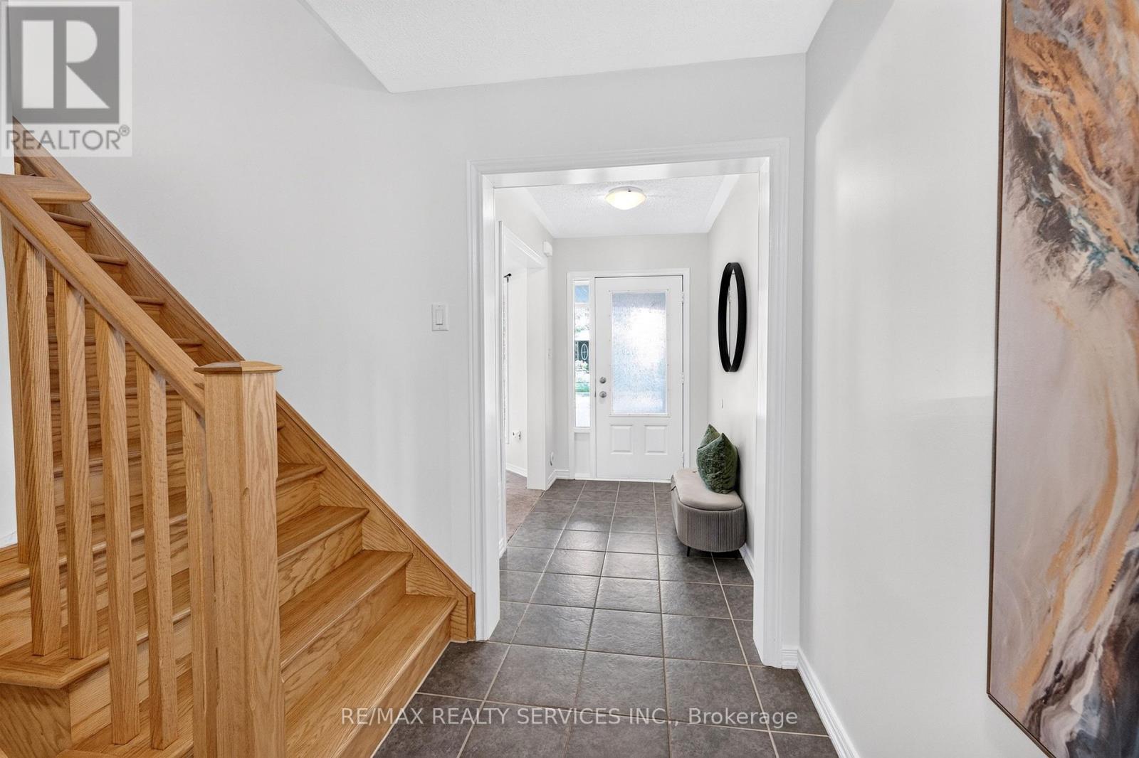 878 Jempson Path, Milton, Ontario  L9T 0Z5 - Photo 9 - W13715064