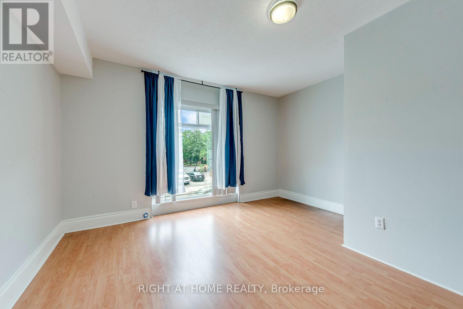 A - 3146 Dundas St Street W, Toronto, Ontario M6P 2A1 - Photo 11 - W13715138