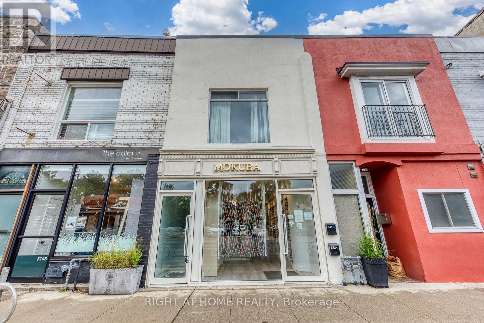 A - 3146 Dundas St Street W, Toronto, Ontario M6P 2A1 - Photo 2 - W13715138