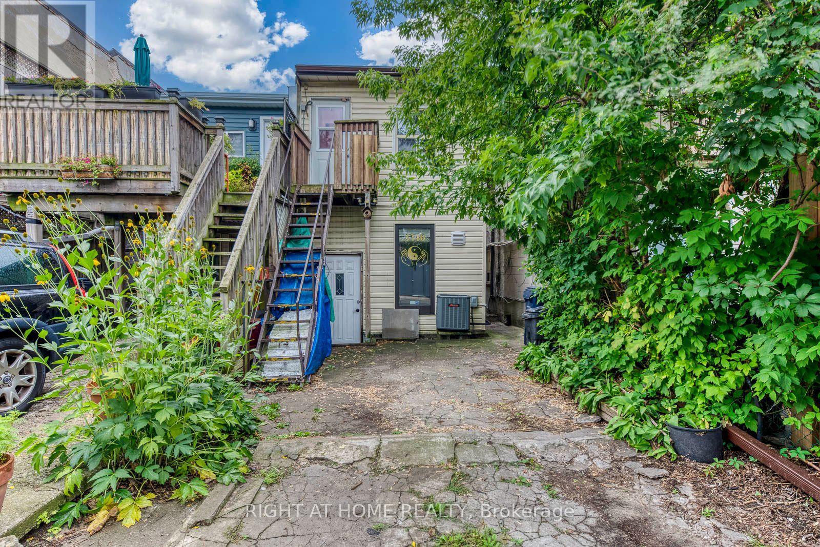 A - 3146 Dundas St Street W, Toronto, Ontario M6P 2A1 - Photo 25 - W13715138