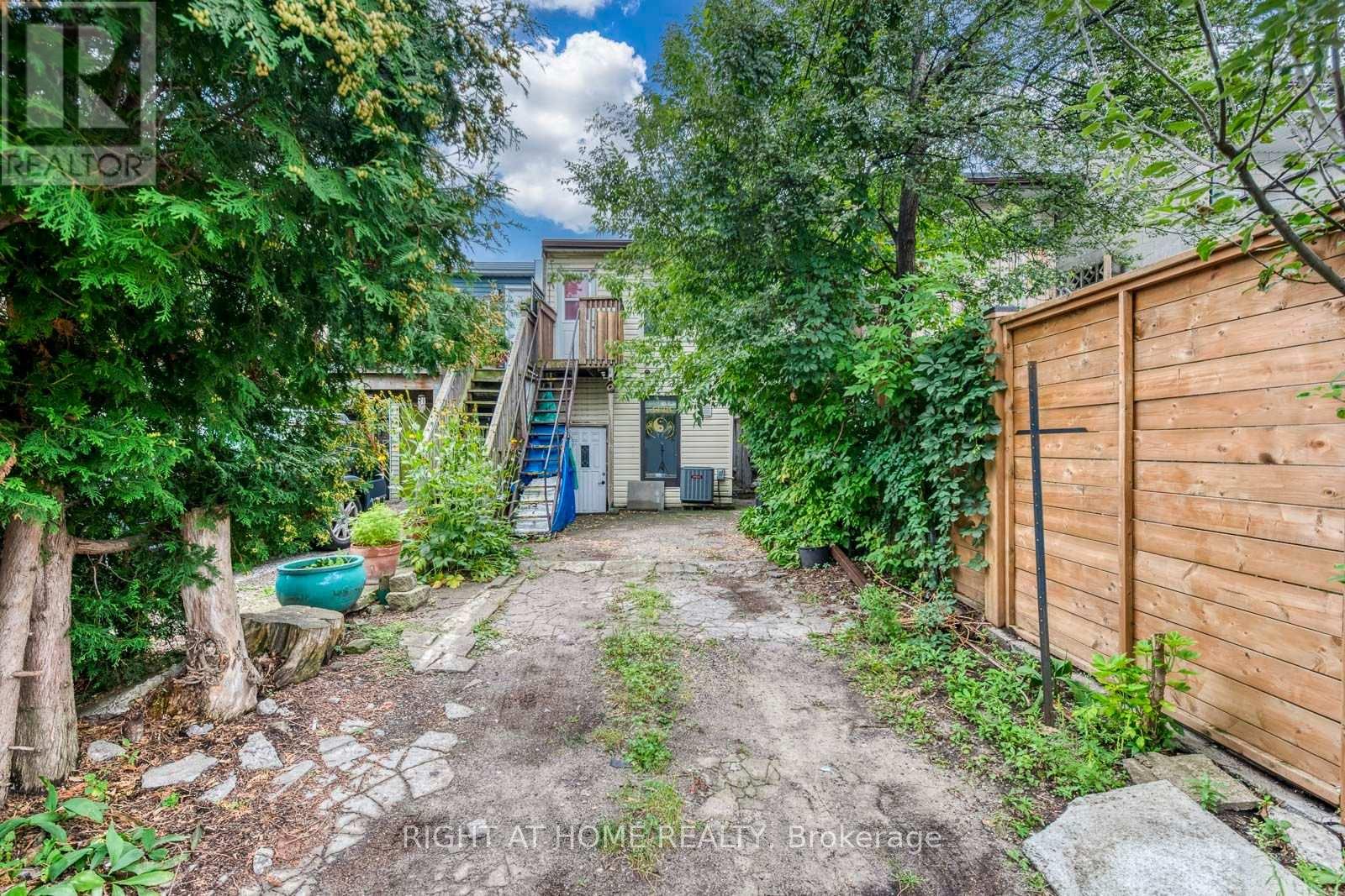 A - 3146 Dundas St Street W, Toronto, Ontario M6P 2A1 - Photo 26 - W13715138