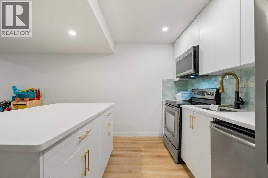 2316 State Road Sw, Calgary, Alberta  T3C 3M6 - Photo 26 - A2339706