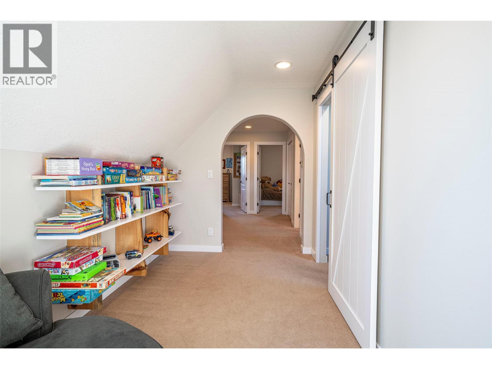 1867 Portland Avenue, Kelowna, British Columbia  V1V 1R9 - Photo 34 - 10398551