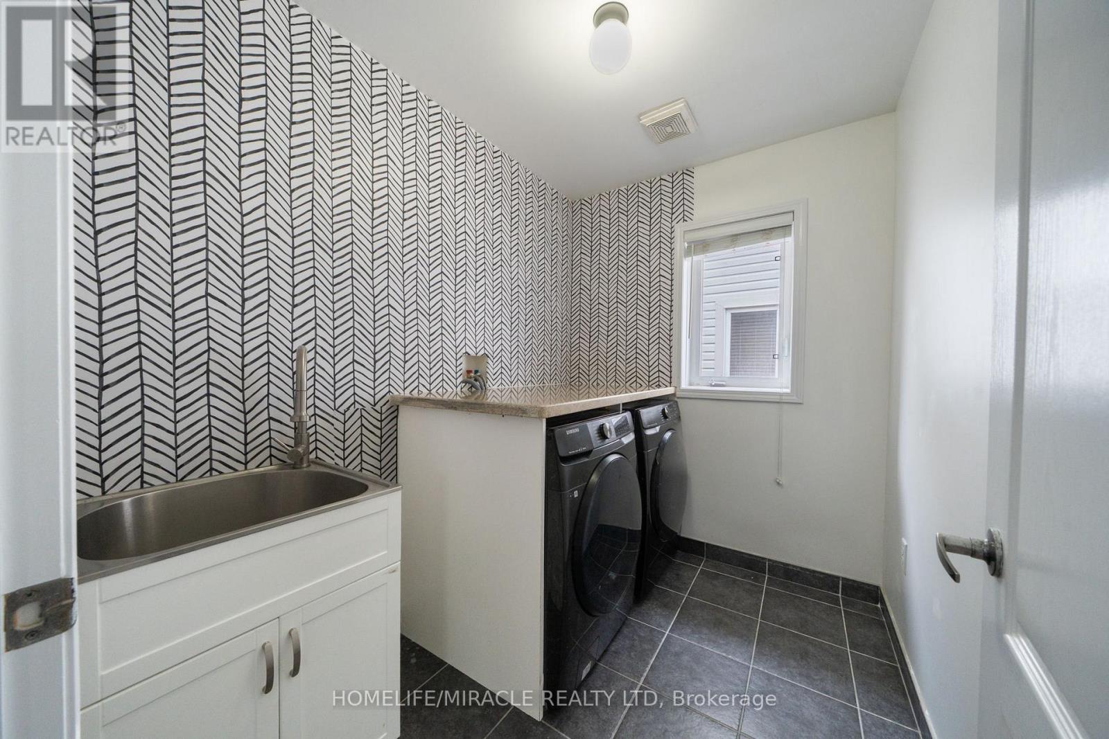 Upper - 151 Baldwin Drive, Cambridge, Ontario  N3C 0B3 - Photo 30 - X13715122