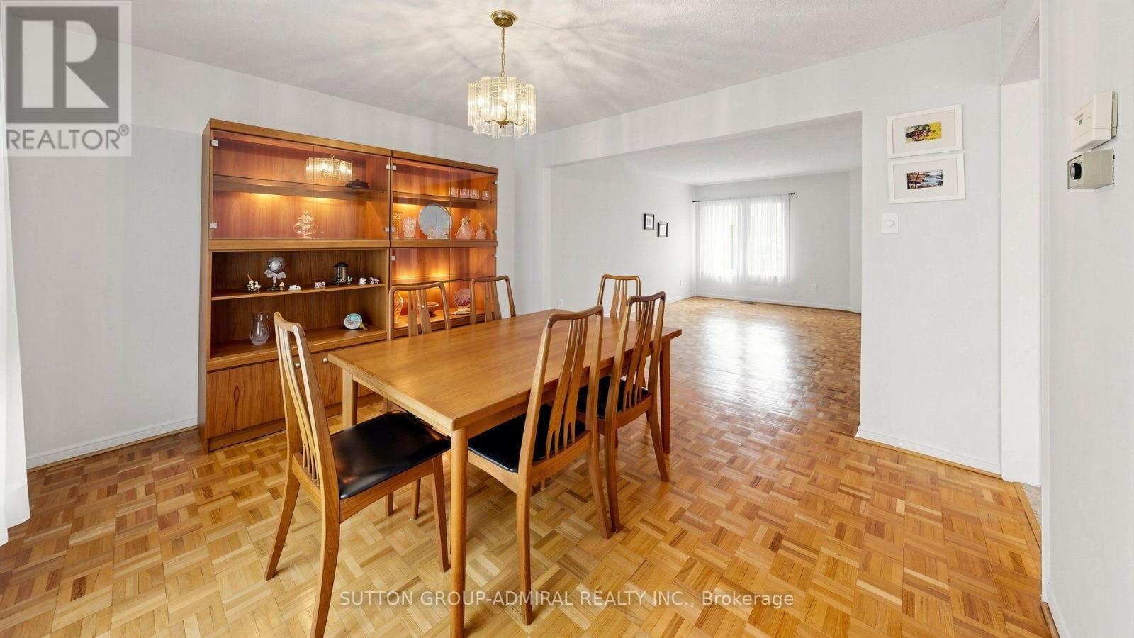 160 Marlott Road, Vaughan, Ontario  L6A 1H2 - Photo 12 - N13713348