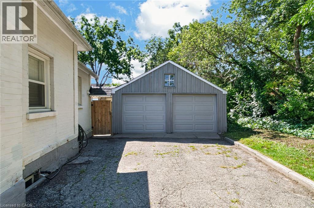 21 Cedar Street, Cambridge, Ontario  N1S 1T8 - Photo 4 - 40858421