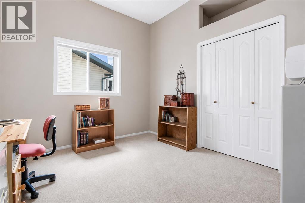 98 Duval Crescent, Red Deer, Alberta  T4R 2Z2 - Photo 17 - A2336337
