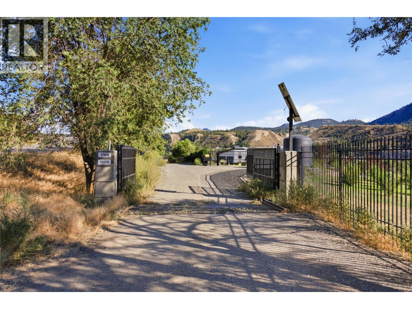 1808 & 1860 Shuswap Road E Lot# C & D, Kamloops, British Columbia  V2H 1S9 - Photo 13 - 10398232