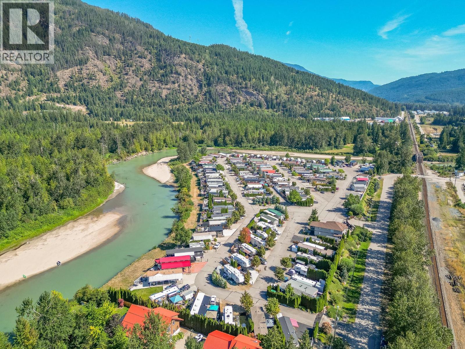 1383 Silver Sands Road Unit# 30, Sicamous, British Columbia  V0E 2V4 - Photo 36 - 10398648