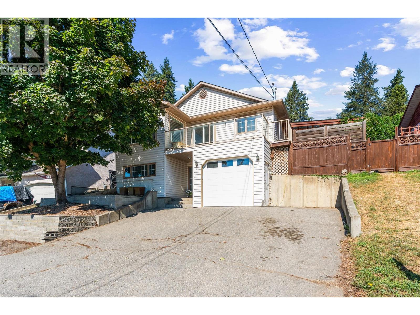 1908 Grandview Avenue, Lumby, British Columbia