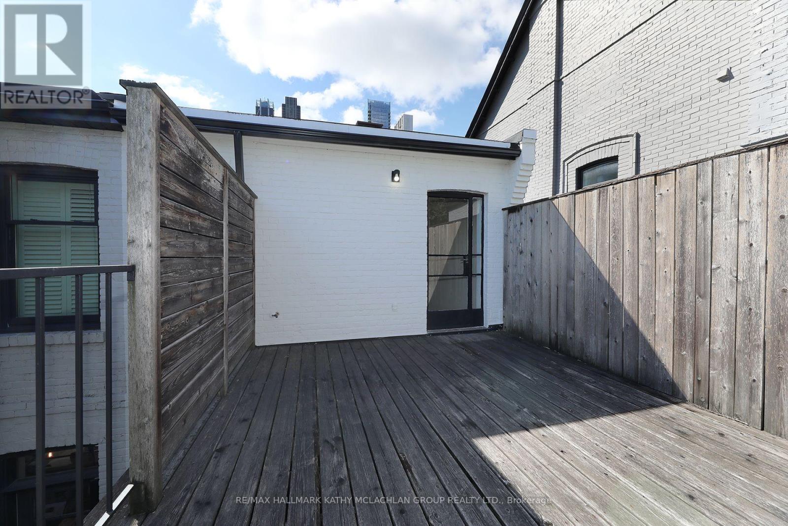 26 Belmont Street, Toronto, Ontario  M5R 1P8 - Photo 8 - C12887920