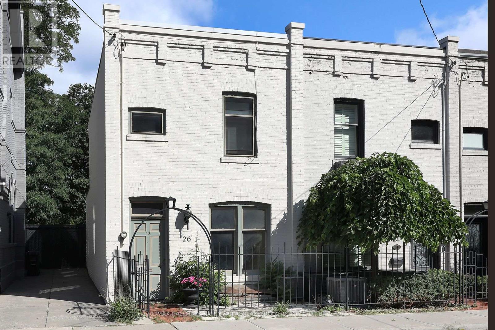 26 Belmont Street, Toronto, Ontario  M5R 1P8 - Photo 1 - C12887920