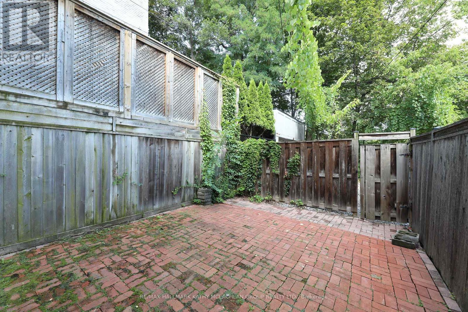 26 Belmont Street, Toronto, Ontario  M5R 1P8 - Photo 10 - C12887920
