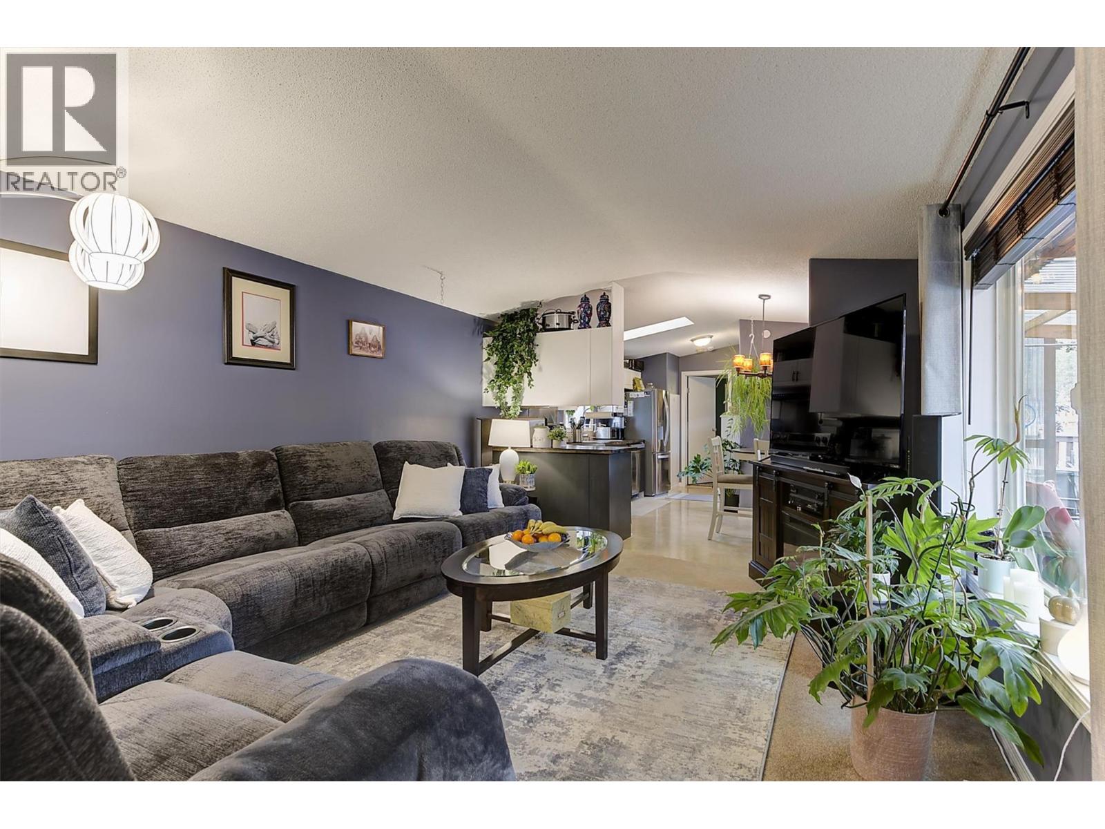 610 Katherine Road Unit# 33, West Kelowna, British Columbia  V1Z 3G2 - Photo 4 - 10398349